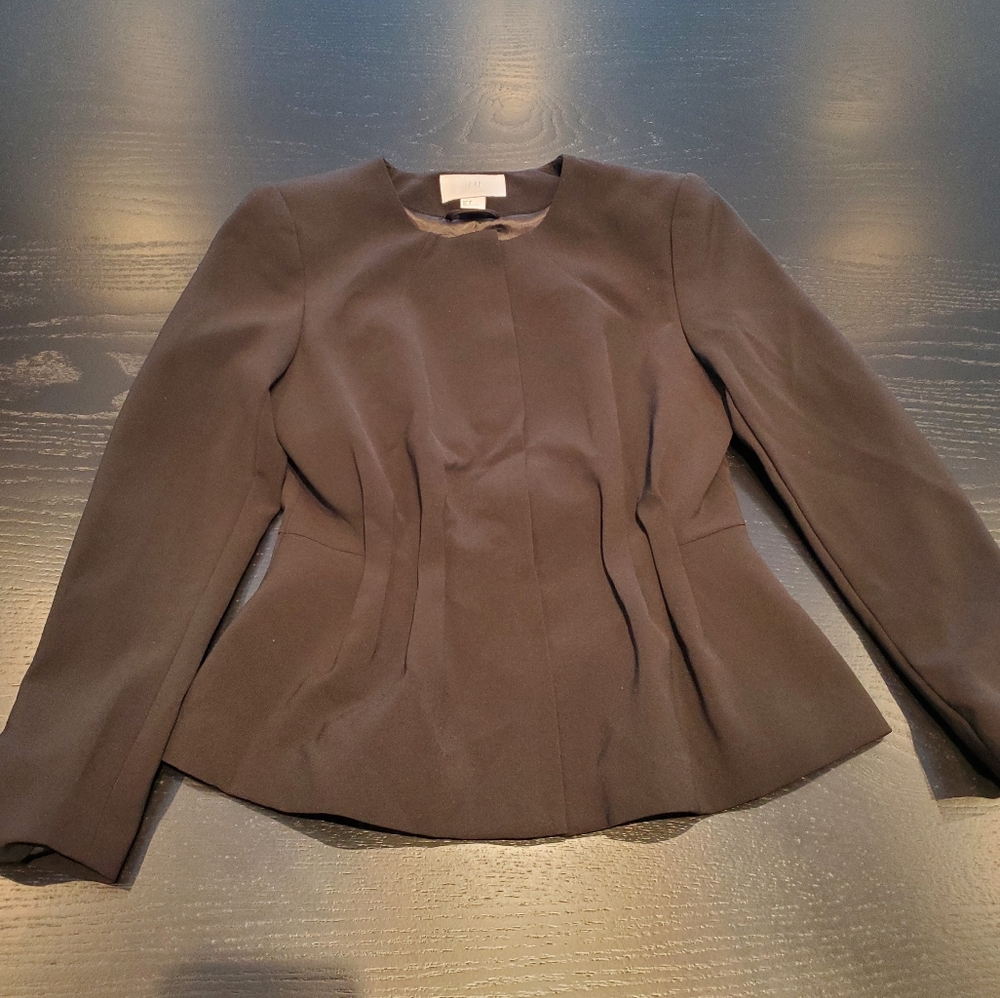 H&M jacket size 8